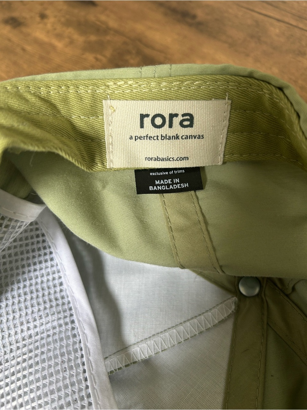 Unisex Light green rope trim hat with flat bill and faux leather patch - Picture 5 of 7